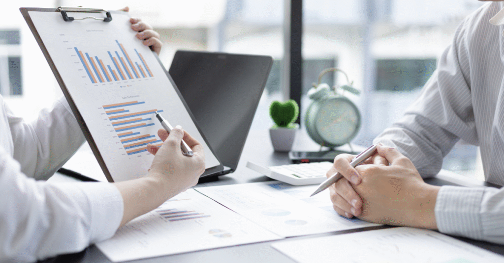 How a Strategic Website Boosts Your LinkedIn Authority